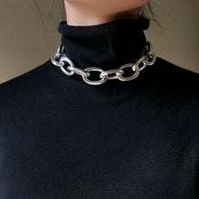Load image into Gallery viewer, Chain Clasp Gold Or Sliver Linked Circle Choker Necklaces
